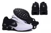 running nike shox deliver chaussures fashion trend classic black white